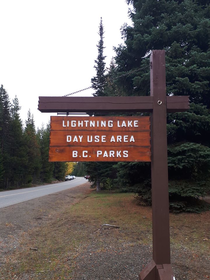 Lightning Lake day use area sign